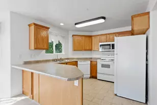 2109 Aurora Way, Saratoga Springs, UT 84043 - Photo 9