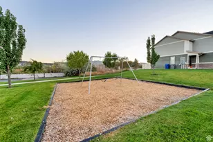 173 E River Bend Rd, Saratoga Springs, UT 84045 - Photo 15