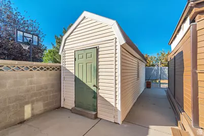 2246 W Country Bend Dr S #25, South Jordan, UT 84095 - Photo 45