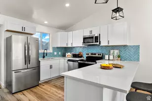 1060 N 150 W, Layton, UT 84041 - Photo 5