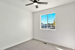 1060 N 150 W, Layton, UT 84041 - Photo 15