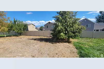 7724 N Silver Ranch Rd, Eagle Mountain, UT 84005 - Photo 11