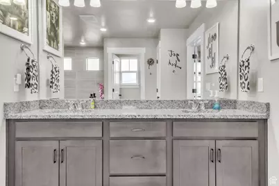 348 S Hayes Well Ln S, Saratoga Springs, UT 84045 - Photo 37