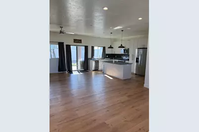 285 W 400 S, Ephraim, UT 84627 - Photo 7