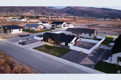 285 W 400 S, Ephraim, UT 84627 - Photo 3