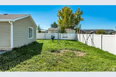5419 N Heather Way W, Stansbury Park, UT 84074 - Photo 21