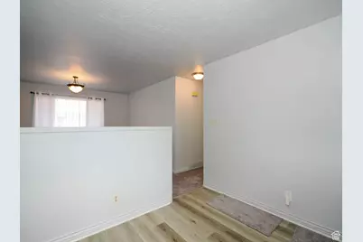 7471 S Spruce St, Midvale, UT 84047 - Photo 19