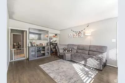 1443 N 200 W, Sunset, UT 84015 - Photo 5