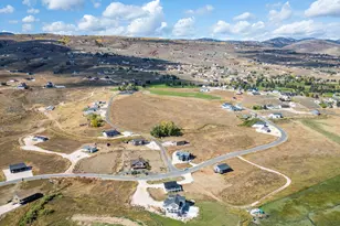 2826 S Country Club Dr, Garden City, UT 84028 - Photo 65