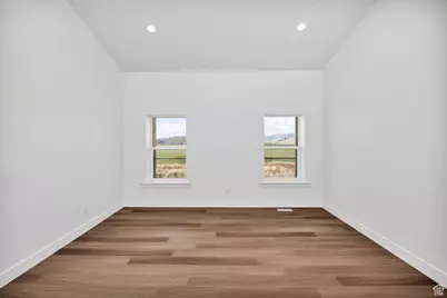 2826 S Country Club Dr #19, Garden City, UT 84028 - Photo 27