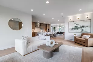 4455 S Holladay Park Ln E, Holladay, UT 84124 - Photo 3