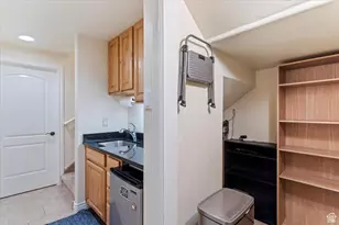 7218 S Viansa Ct, Midvale, UT 84047 - Photo 23