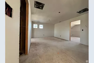 464 E 800 S, Lehi, UT 84043 - Photo 13