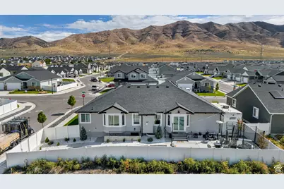 3881 N Chapman Dr, Eagle Mountain, UT 84005 - Photo 55