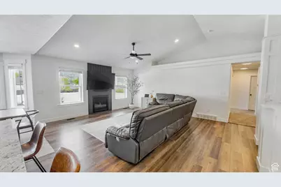 3881 N Chapman Dr, Eagle Mountain, UT 84005 - Photo 11