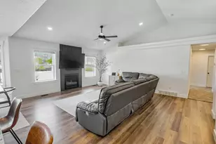 3881 N Chapman Dr, Eagle Mountain, UT 84005 - Photo 11