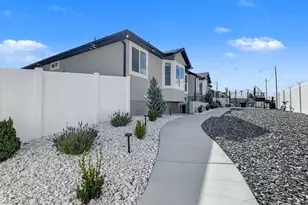 3881 N Chapman Dr, Eagle Mountain, UT 84005 - Photo 53