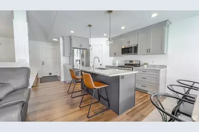 3881 N Chapman Dr, Eagle Mountain, UT 84005 - Photo 15