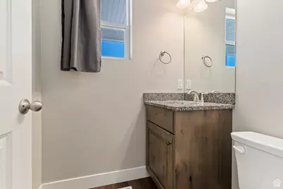 454 S Corner View Dr E, Tooele, UT 84074 - Photo 11