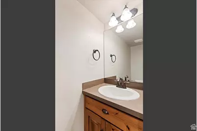 772 N Crimson Ct, Kaysville, UT 84037 - Photo 11