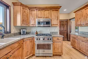 1945 E Seven Oaks Ln, Draper, UT 84020 - Photo 17