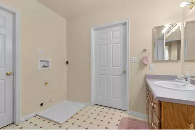 19 N Lone Peak Dr, Alpine, UT 84004 - Photo 33