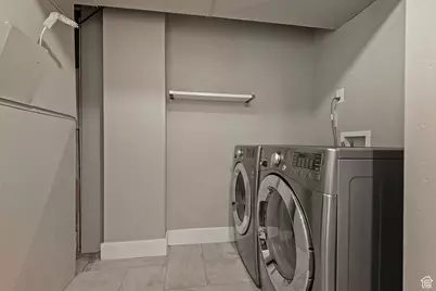 2200 S Wasatch Dr, Salt Lake City, UT 84109 - Photo 17