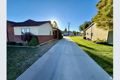 380 S 100 E, Vernal, UT 84078 - Photo 5