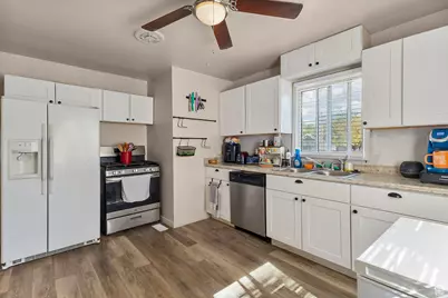 354 S 100 W, Tooele, UT 84074 - Photo 9