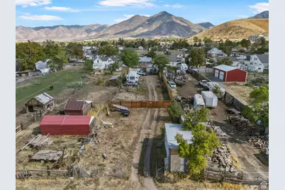 354 S 100 W, Tooele, UT 84074 - Photo 29
