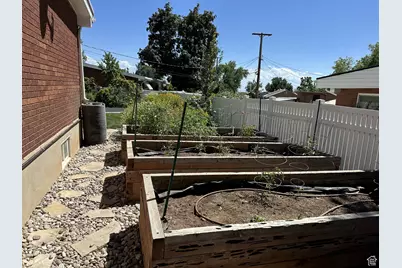 890 E Brookshire Dr, Kaysville, UT 84037 - Photo 21