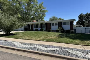 890 E Brookshire Dr, Kaysville, UT 84037 - Photo 1