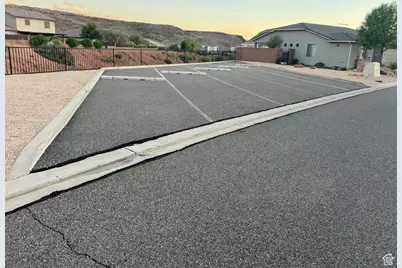 438 N Puerta Dr E, Washington, UT 84780 - Photo 27