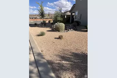 438 N Puerta Dr E, Washington, UT 84780 - Photo 25