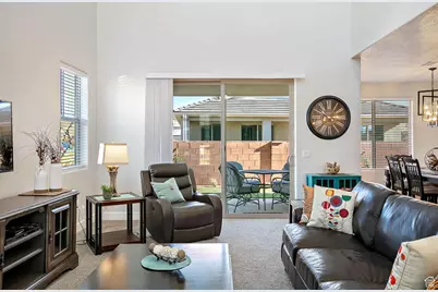 438 N Puerta Dr E, Washington, UT 84780 - Photo 5