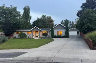 4559 S Kayland Circle, Holladay, UT 84117 - Photo 5