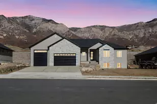 638 E Mountain Road N, North Ogden, UT 84414 - Photo 1