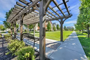 2056 W Phillips St N, Kaysville, UT 84037 - Photo 35