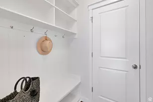 2056 W Phillips St N, Kaysville, UT 84037 - Photo 19