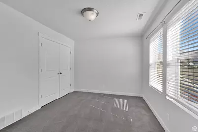 2056 W Phillips St N, Kaysville, UT 84037 - Photo 27