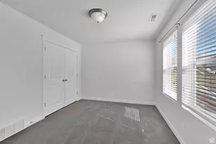 2056 W Phillips St N, Kaysville, UT 84037 - Photo 27