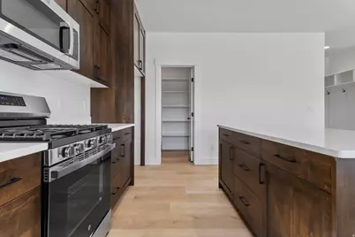 1765 W 650 S, Marriott-Slaterville City, UT 84404 - Photo 7