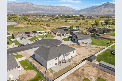 1765 W 650 S, Marriott-Slaterville City, UT 84404 - Photo 21