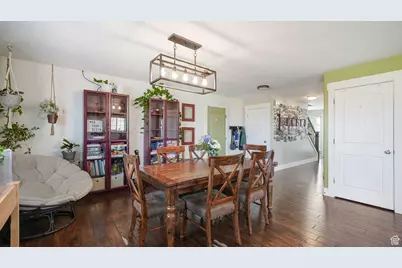 167 E Lakeview Dr, Vineyard, UT 84059 - Photo 15