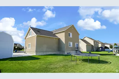 167 E Lakeview Dr, Vineyard, UT 84059 - Photo 35