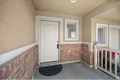 2048 N Evans Cove Loop, Layton, UT 84041 - Photo 5