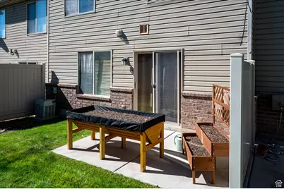 2048 N Evans Cove Loop, Layton, UT 84041 - Photo 29