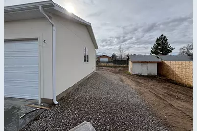 220 E 200 S, Mount Pleasant, UT 84647 - Photo 21