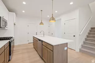 6972 W Lake Ave, South Jordan, UT 84009 - Photo 5