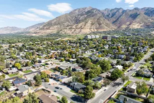 6701 S 2445 E, Cottonwood Heights, UT 84121 - Photo 47